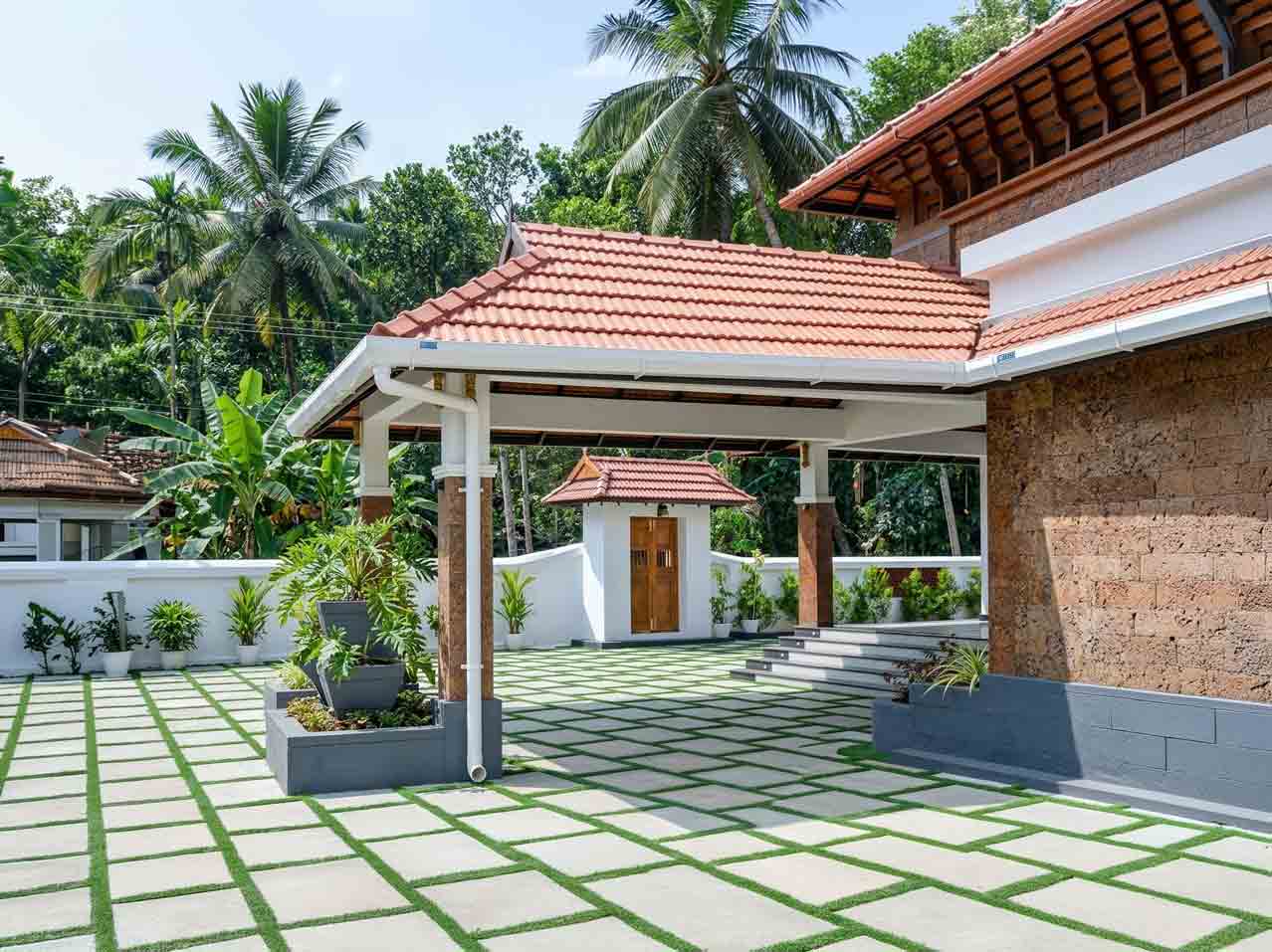 Best Rainwater Gutters for Kerala Homes 